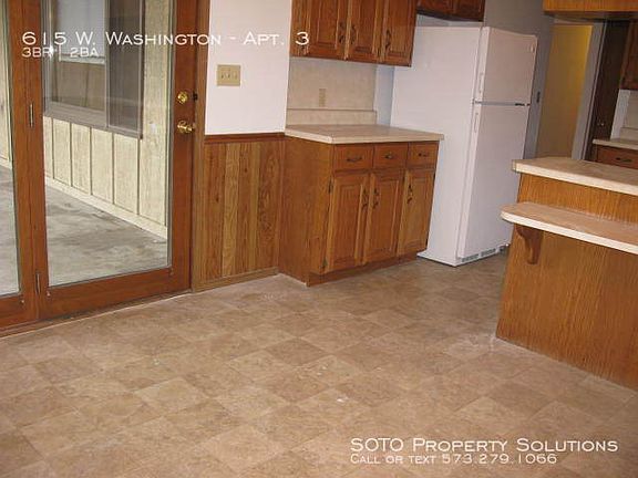 4th image of 615 W Washington St APT 3