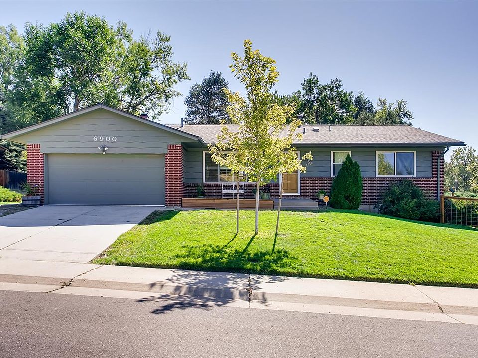 1st image of 6900 E La Salle Pl