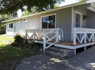 40380 Redbud Dr, Oakhurst, CA
