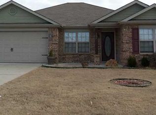 204 Colony Ct, Barling, AR 72923