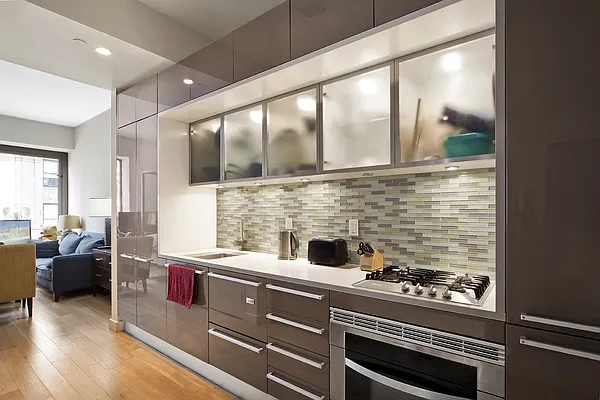 Sold by Nest Seekers International | media 3