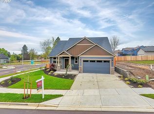 3207 SE Riesling Rd, Milwaukie, OR 97267