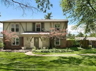 11982 Emerald Green Dr, Saint Louis, MO 63141