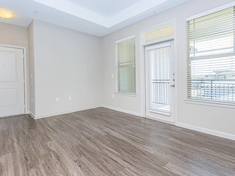 Residence at Oakmont Apartments — Photo 31