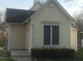 5119 Knox St, Lincoln, NE 68504