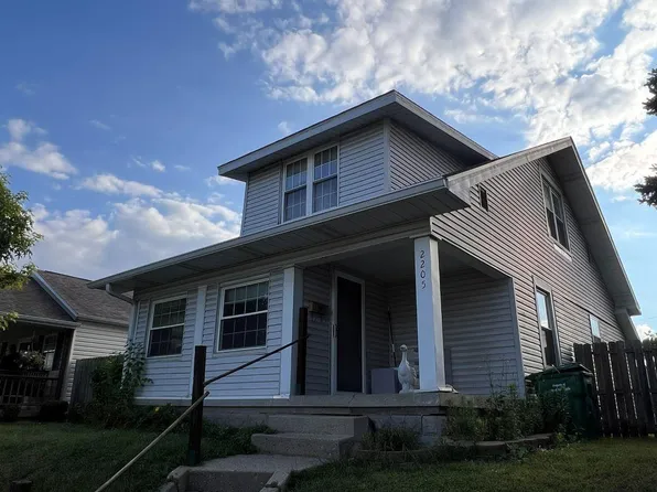 2205 S 14th St, New Castle, IN 47362
