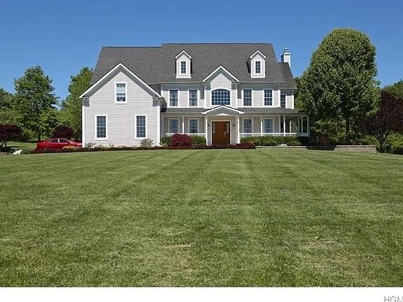 FRONT VIEW FROM ROAD