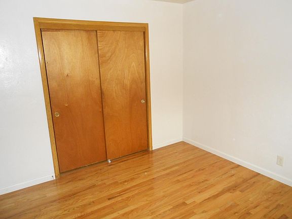 5th image of 1680 Shortridge Ave