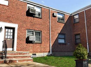 199-36 19th Ave #126, Whitestone, NY 11357