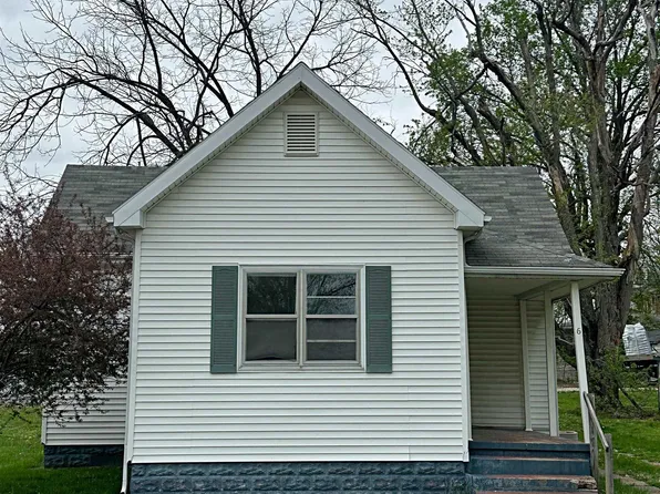 6 E Pearl St, Washington, IN 47501