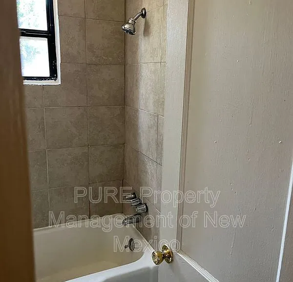 124 Aliso Dr NE #6 — Photo 8
