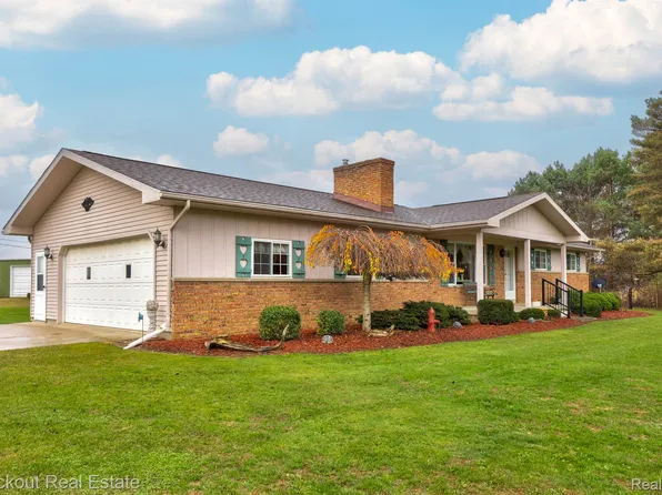7312 Willard Rd, Millington, MI 48746