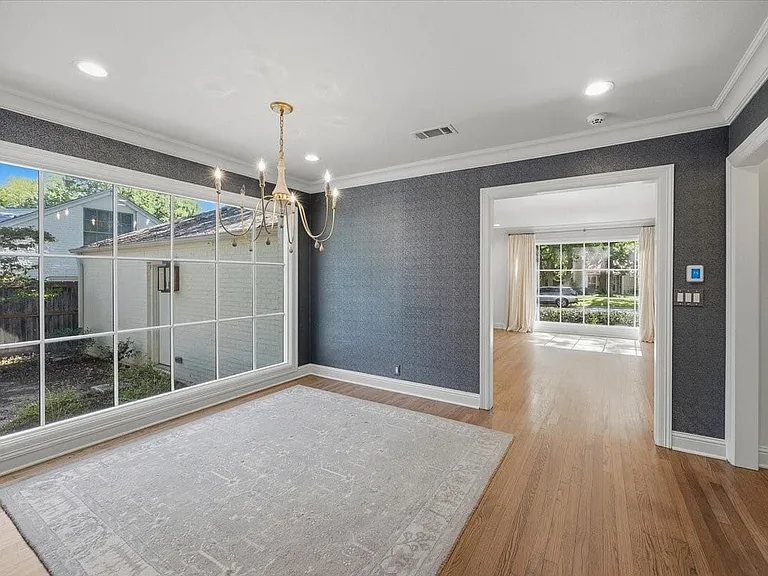 329 Eastwood Ave — Photo 14