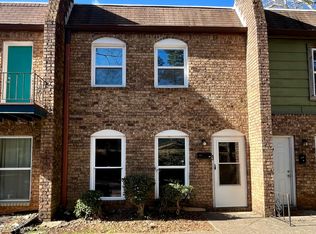 387 Chalfont Dr, Athens, GA 30606