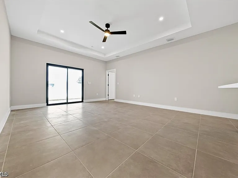 1012 Gerald Ave — Photo 12