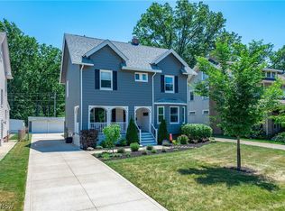 1253 Thoreau Rd, Lakewood, OH 44107