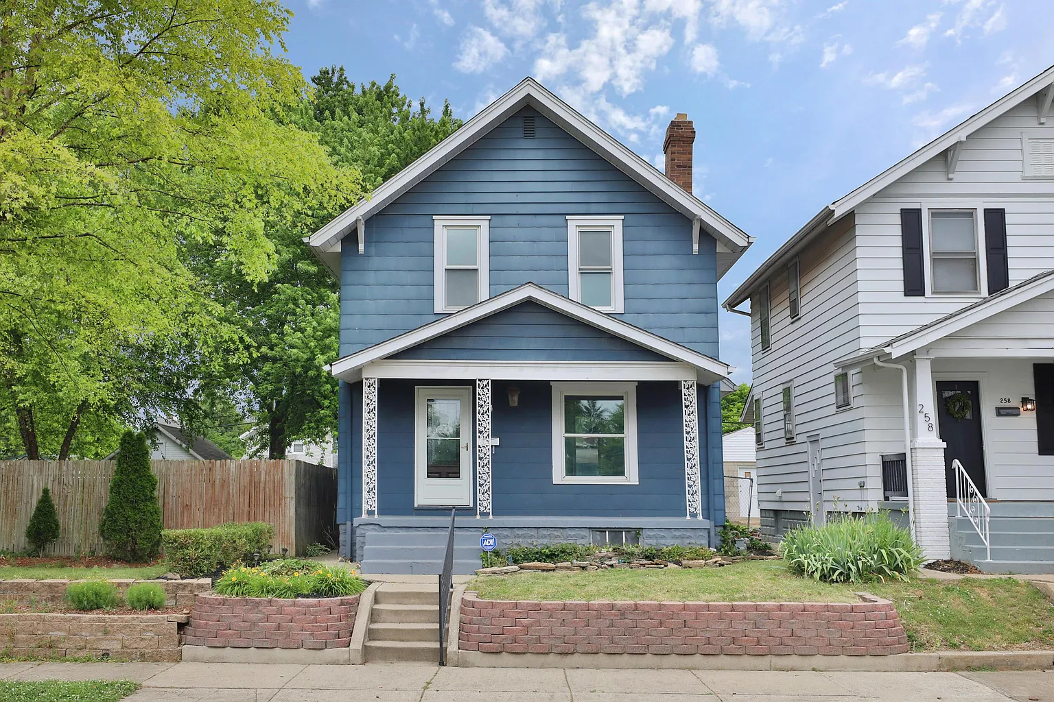 254 E Hinman Ave photo 1