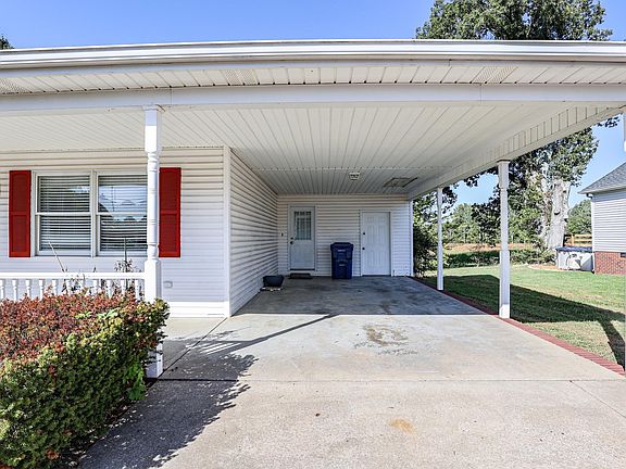 3rd image of 128 Tara Ct