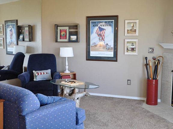 5th image of 501 Shoreview Dr S APT 304