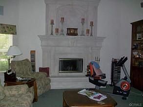 4th image of 26600 Kalmia Ave