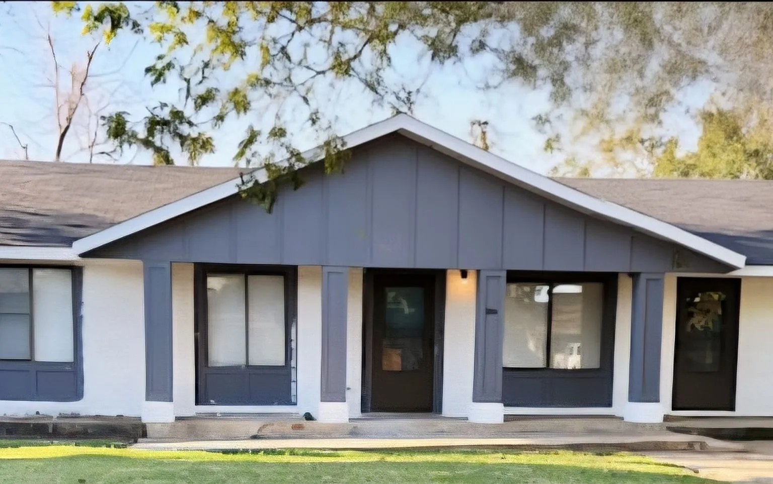 Charming 3BR House in Altus — Photo 1