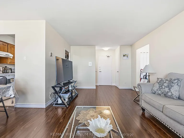 2550 Pharmacy Ave #1107 — Photo 13