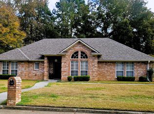 3802 E Castleridge Dr, Texarkana, AR 71854