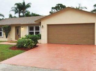 171 Dove Cir, Royal Palm Beach, FL 33411