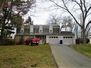 6513 Farmingdale Ct, Rockville, MD 20855