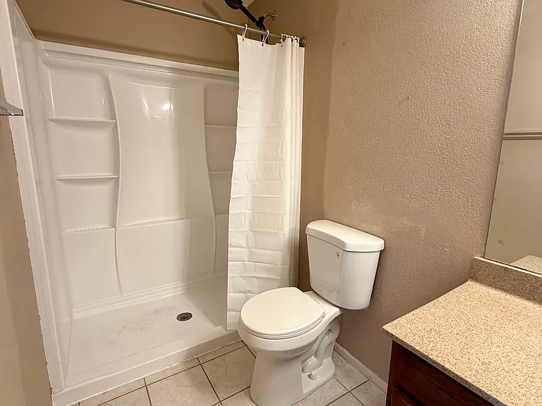 540 N May St #3106 — Photo 12