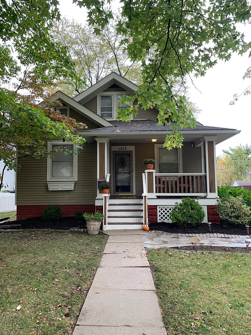 1013 Ruskin Ave photo 1