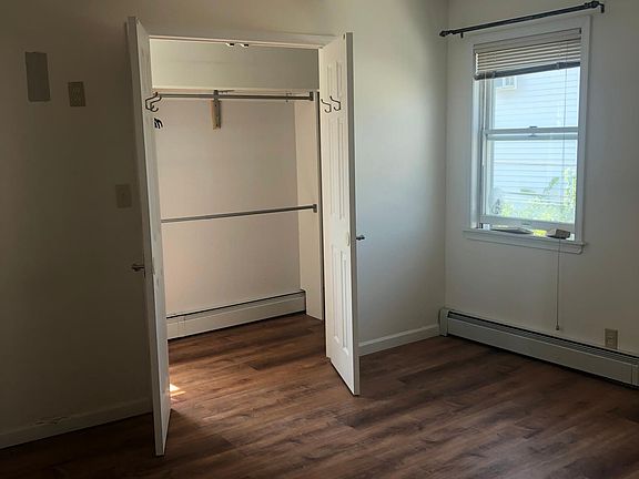 3rd image of 5 Ira Ct Floor 2