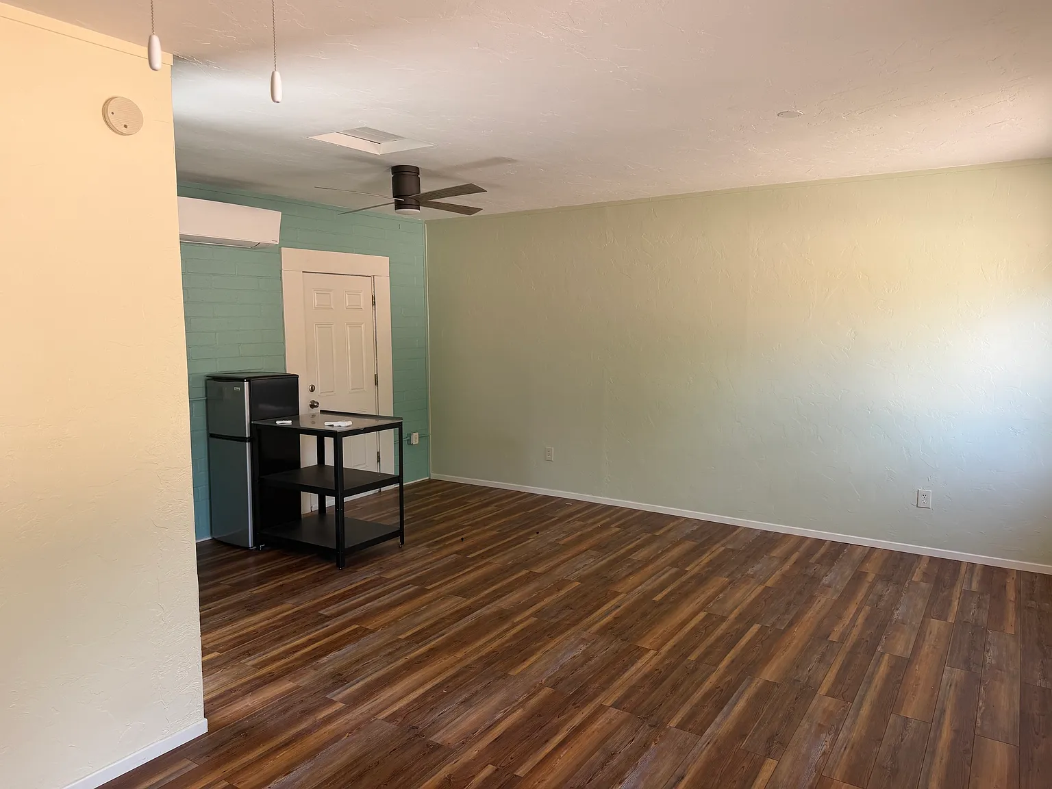 3 bed, 1743 sqft, $1,950 — Photo 2