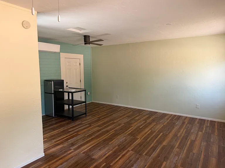 3357 E Pima St — Photo 2