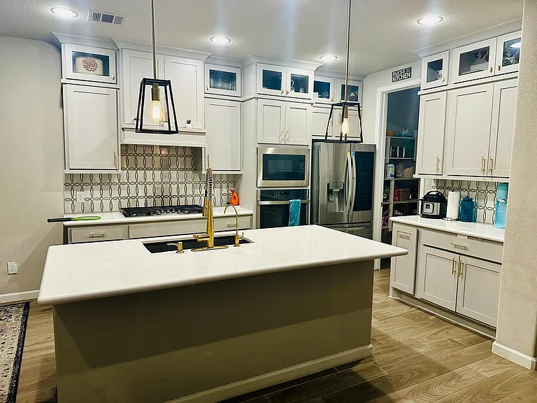 18531 Wolf Mountain Ln — Photo 6