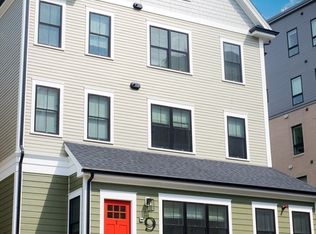 9 Everett St, Allston, MA 02134