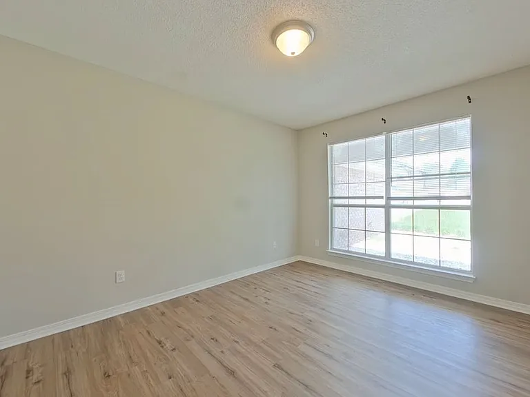 5405 Josh Dr — Photo 4