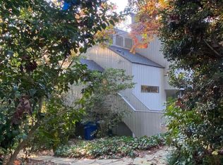 2800 Sandia Dr, Raleigh, NC 27607