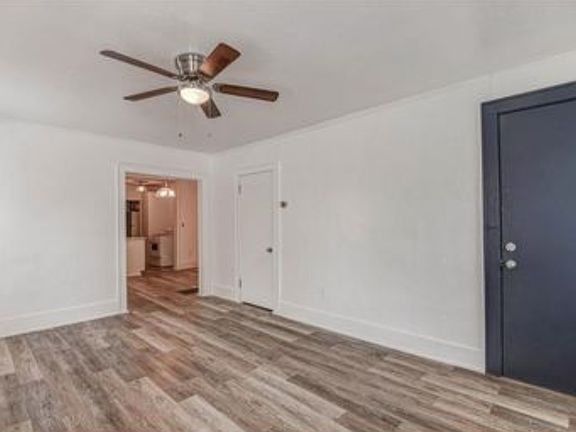 3rd image of 2423 NW 11th St #1