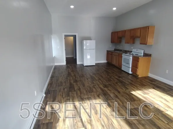 22 E Main St #A, Phillipsburg, OH 45354