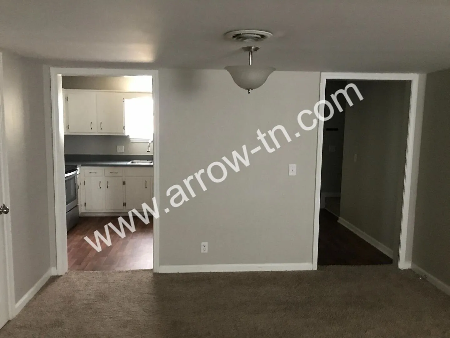 Great 2 Bed Townhome with 2.5 Baths and a Fenced Backyard! — Photo 2