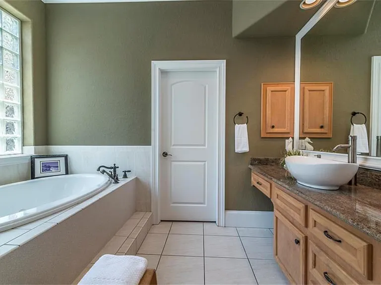 15306 Coastal Oak Ct — Photo 21