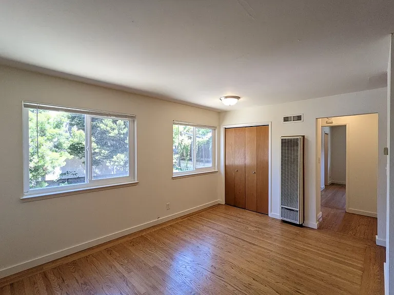 1429 MLK Jr Way — Photo 15