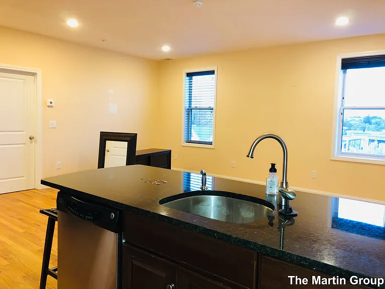 100 Fellsway West 401 #401 — Photo 21