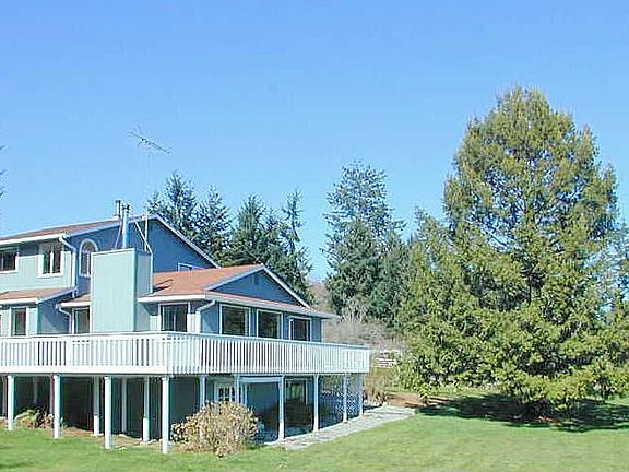 2nd image of 26782 Sunnyview Ln NE