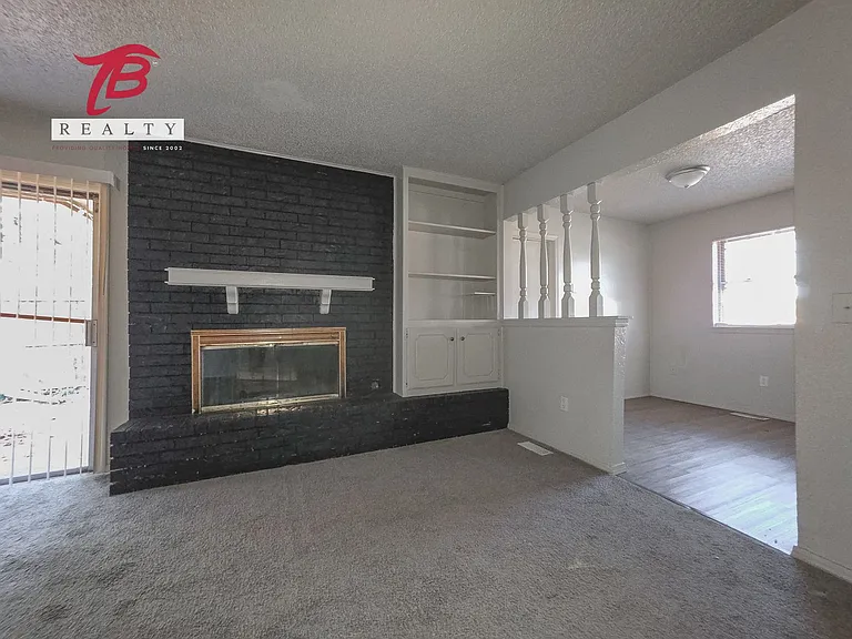 6811 Lyrewood Ln — Photo 40