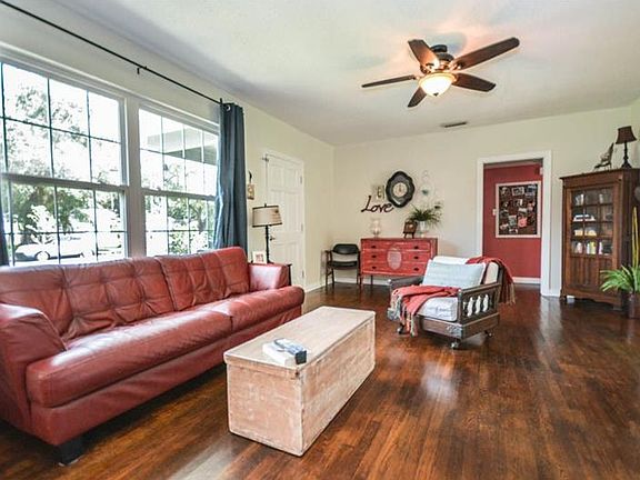 5th image of 1013 E Jean St