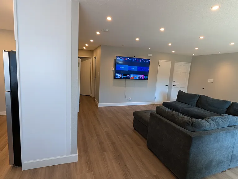 440 Lincoln St #A — Photo 2
