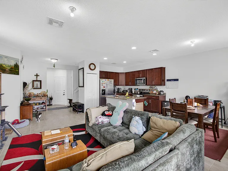 4009 Sequoia Pl — Photo 61
