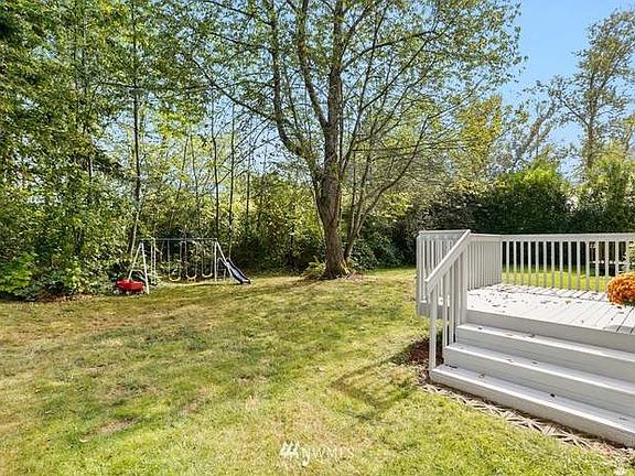 3rd image of 8827 206th St SE #A